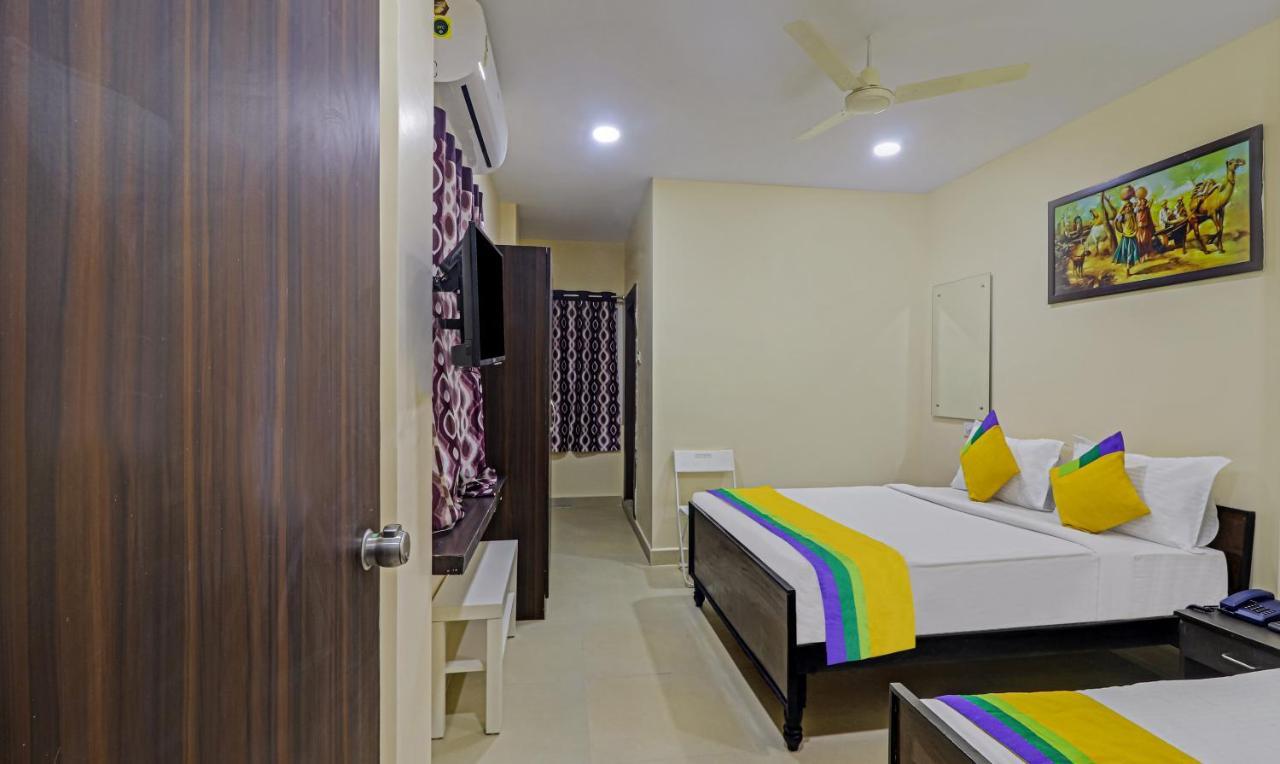 Treebo Trip Airport Pride Inn Hyderabad Bagian luar foto